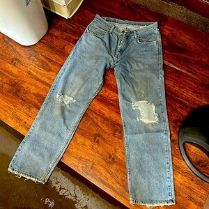 Men’s Ripped Wrangler Jeans Relaxed Fir